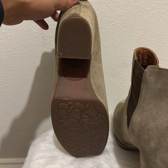 Kork-Ease Women’s Shirome Suede Bootie Ankle Boots Fall Winter - Picture 10 of 10